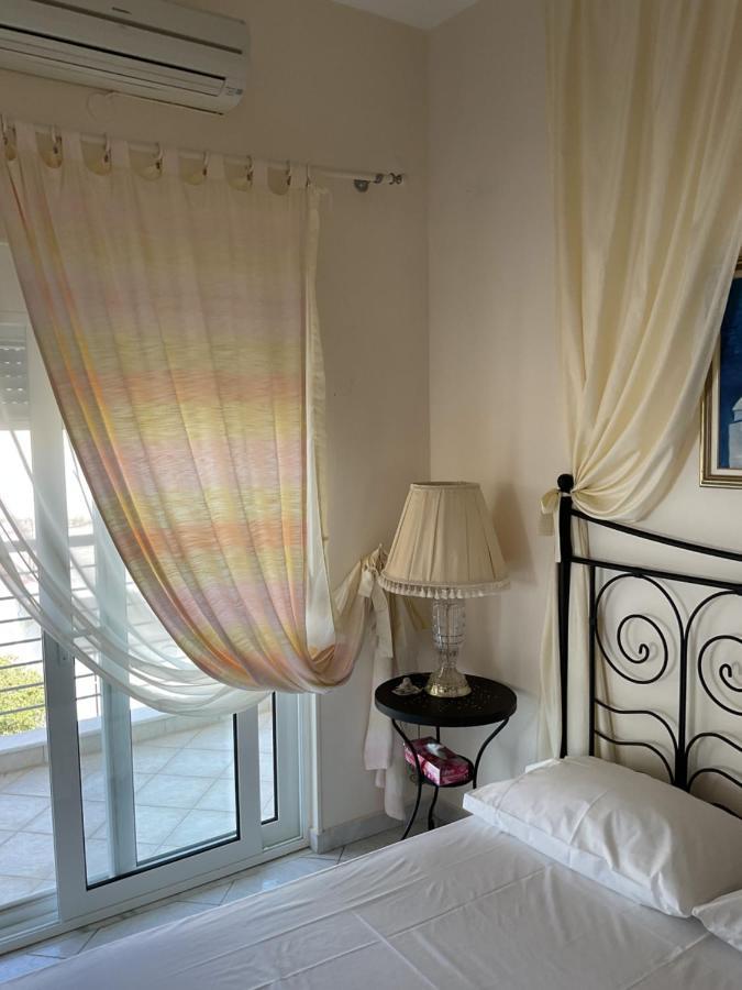 Apartment Aliki's *